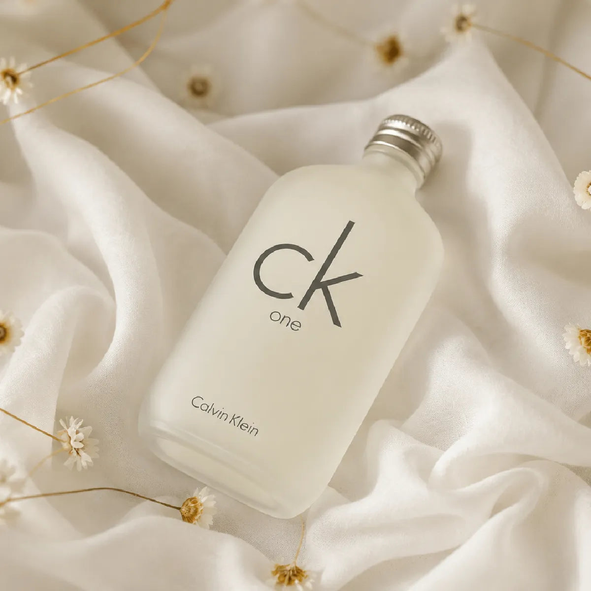 Calvin Klein One EDT 200ml authentic unisex fragrance with clean and refreshing aroma in Qatar - Perfumesouq Qatar