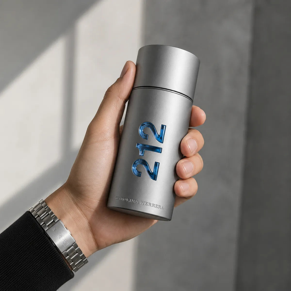 Premium Carolina Herrera 212 Men NYC EDT 100ml available in Qatar, authentic men's fragrance - Perfumesouq Qatar