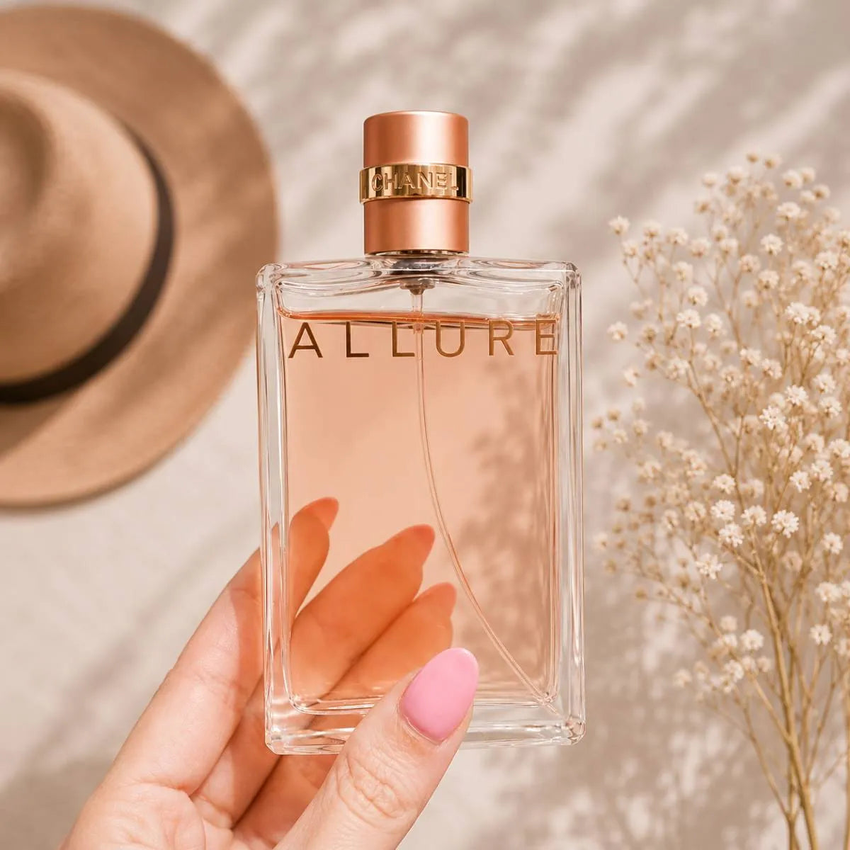 Premium Chanel Allure Eau De Parfum 100ml for Women available in Qatar, elegant long-lasting luxury fragrance, Perfumesouq Qatar