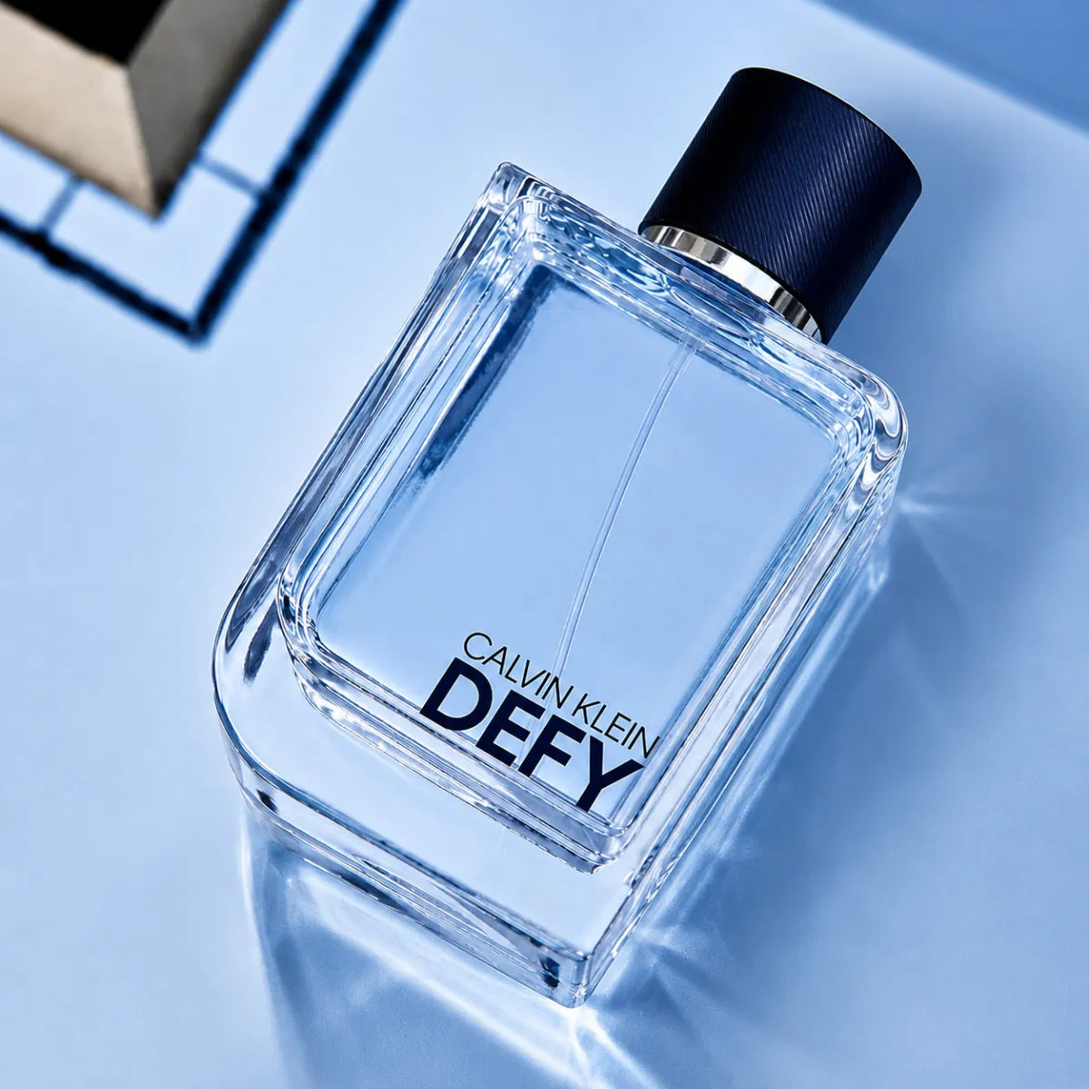 Original Calvin Klein Defy Eau De Toilette 100ml for Men in Qatar, long-lasting fresh woody fragrance at the best price – Perfumesouq Qatar.