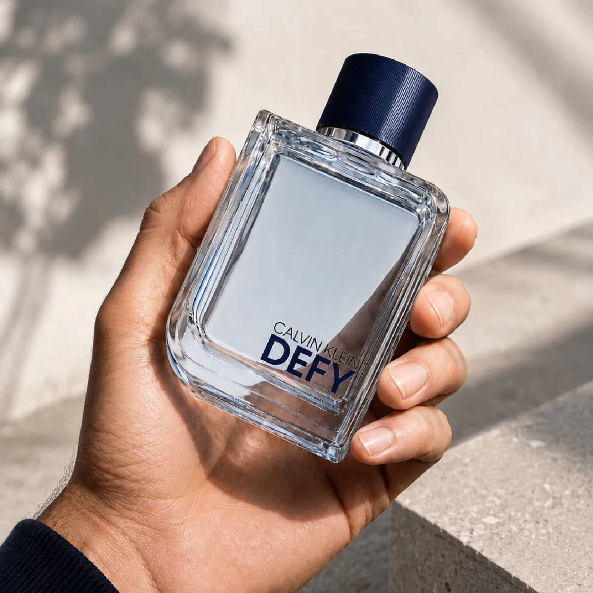 Premium Calvin Klein Defy EDT 100ml available in Qatar at the best price, elegant everyday men's fragrance – Perfumesouq Qatar.