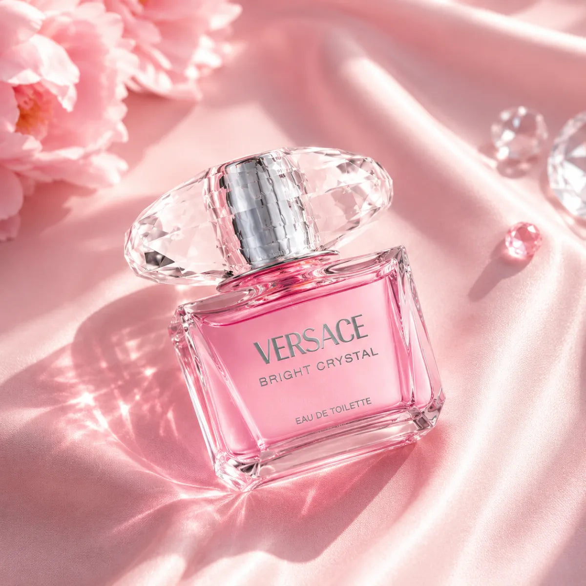 Versace Bright Crystal Eau De Toilette 90ml for best price in Qatar, elegant floral fragrance with long-lasting freshness - perfumesouq Qatar